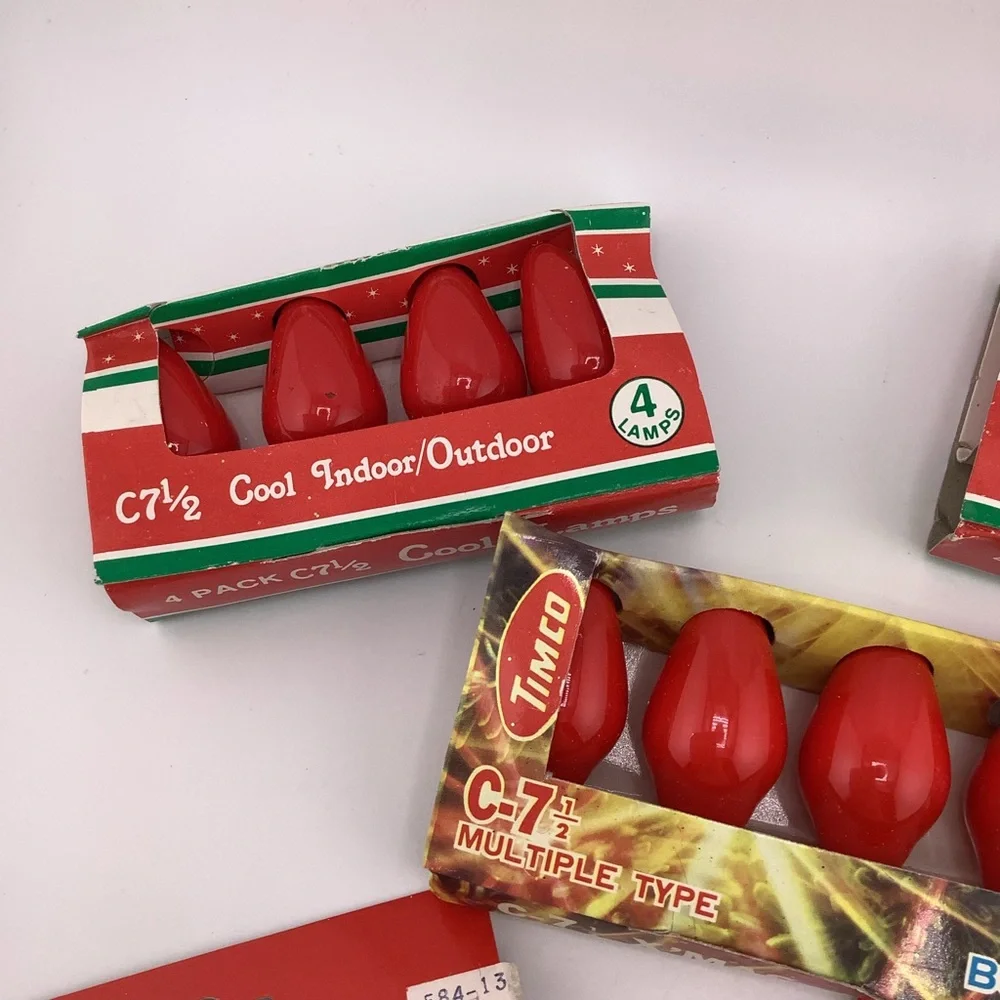 Lot New Vtg Christmas Light Bulbs Noma Flame Tip and Cool Lamps Timco C-7.5